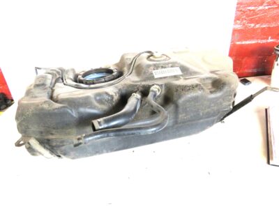 B Max Petrol Tank And Straps 2012 -2018